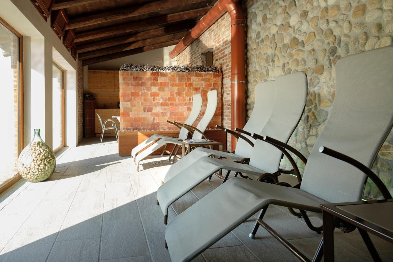 Hotel Le Botti Guarene Kültér fotó